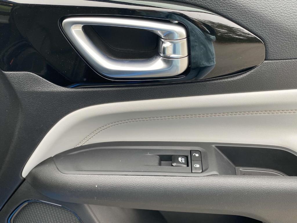 new 2025 Jeep Compass car, priced at $37,510