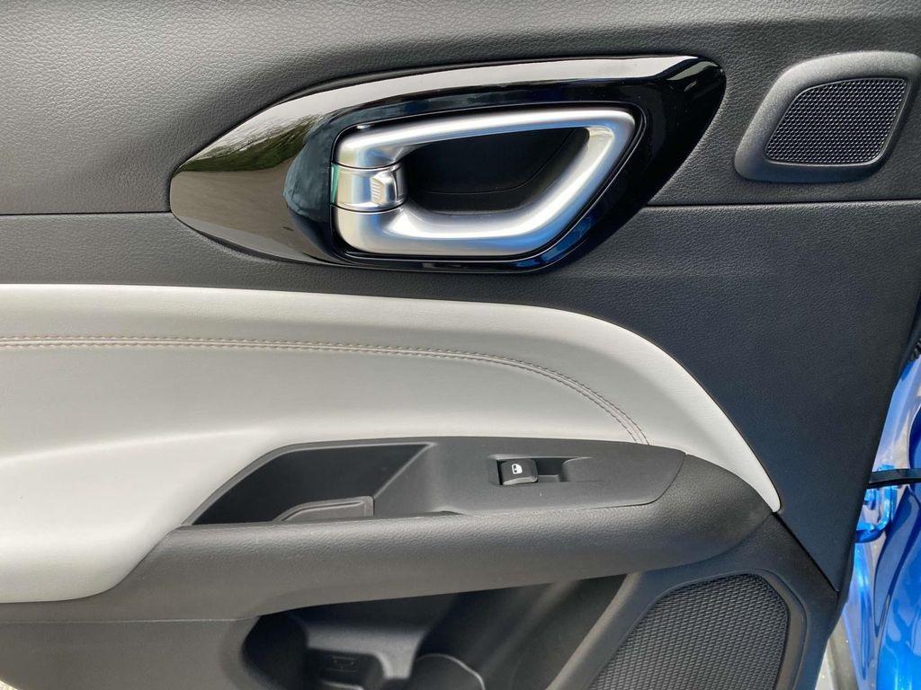 new 2025 Jeep Compass car, priced at $37,510