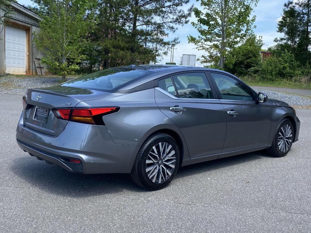 used 2023 Nissan Altima car, priced at $21,999