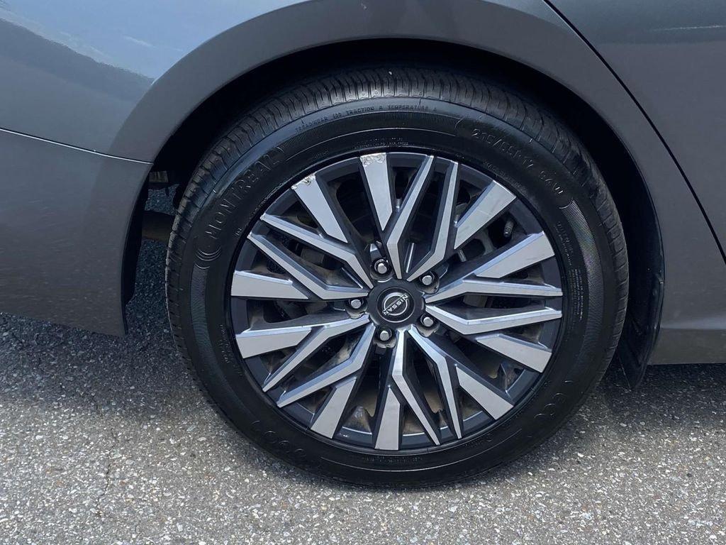 used 2023 Nissan Altima car, priced at $21,999