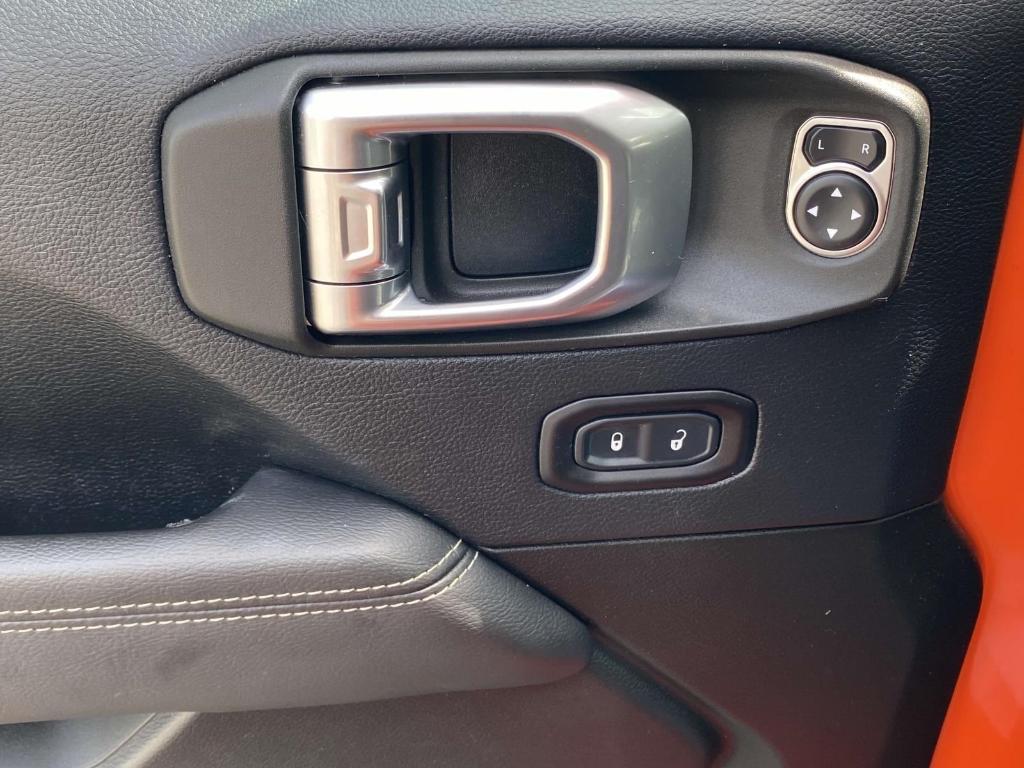 used 2018 Jeep Wrangler Unlimited car, priced at $29,999