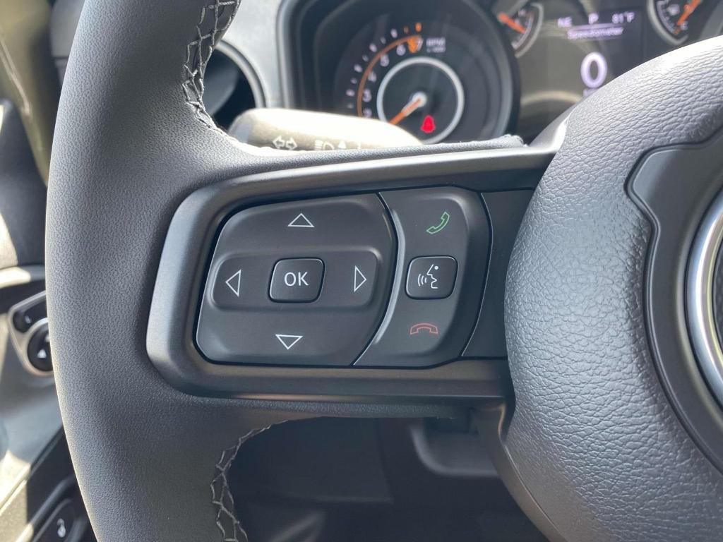 new 2025 Jeep Gladiator car, priced at $47,548