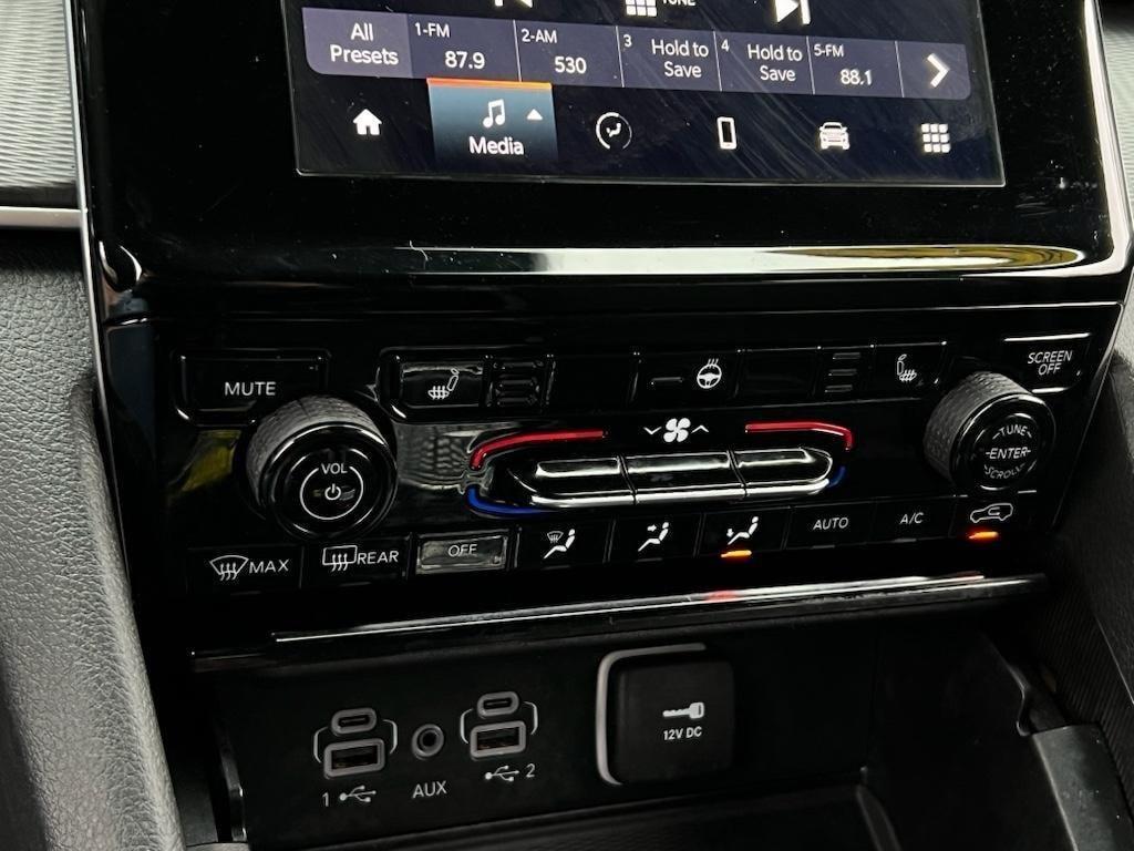 used 2023 Jeep Grand Cherokee car, priced at $29,448