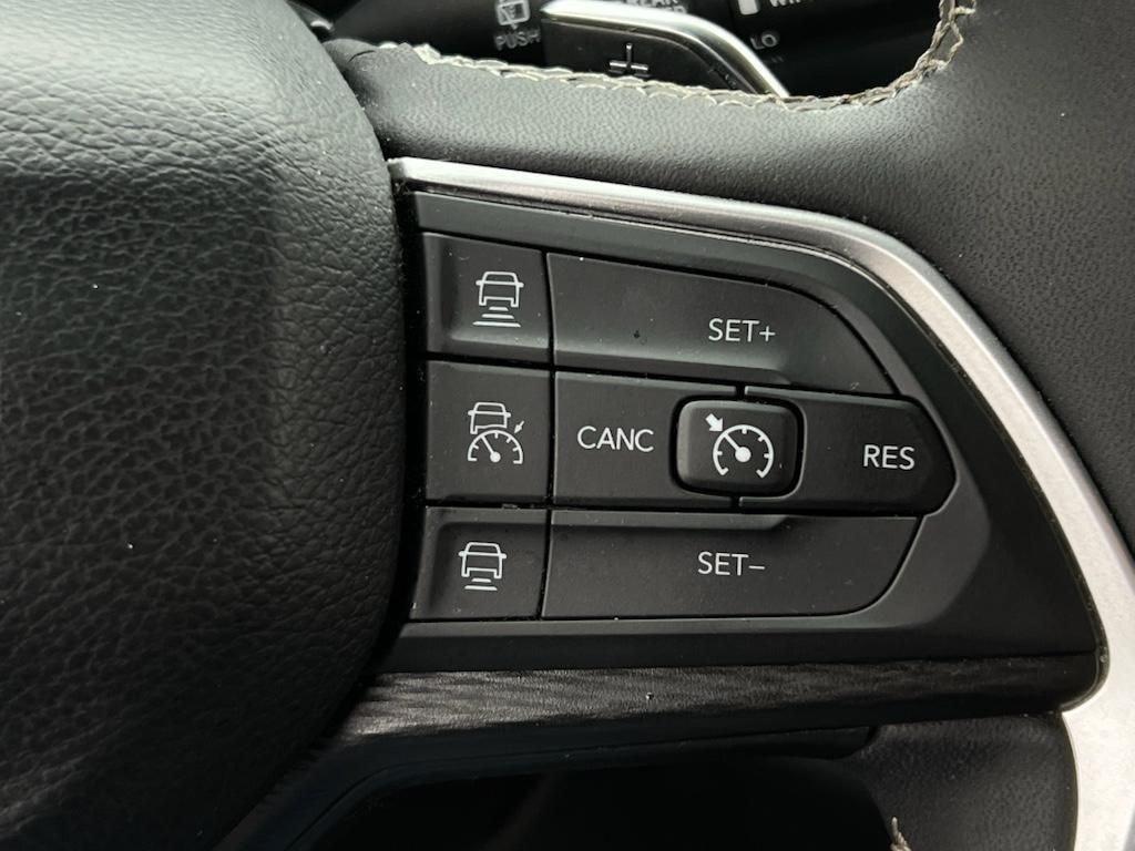 used 2023 Jeep Grand Cherokee car, priced at $29,448