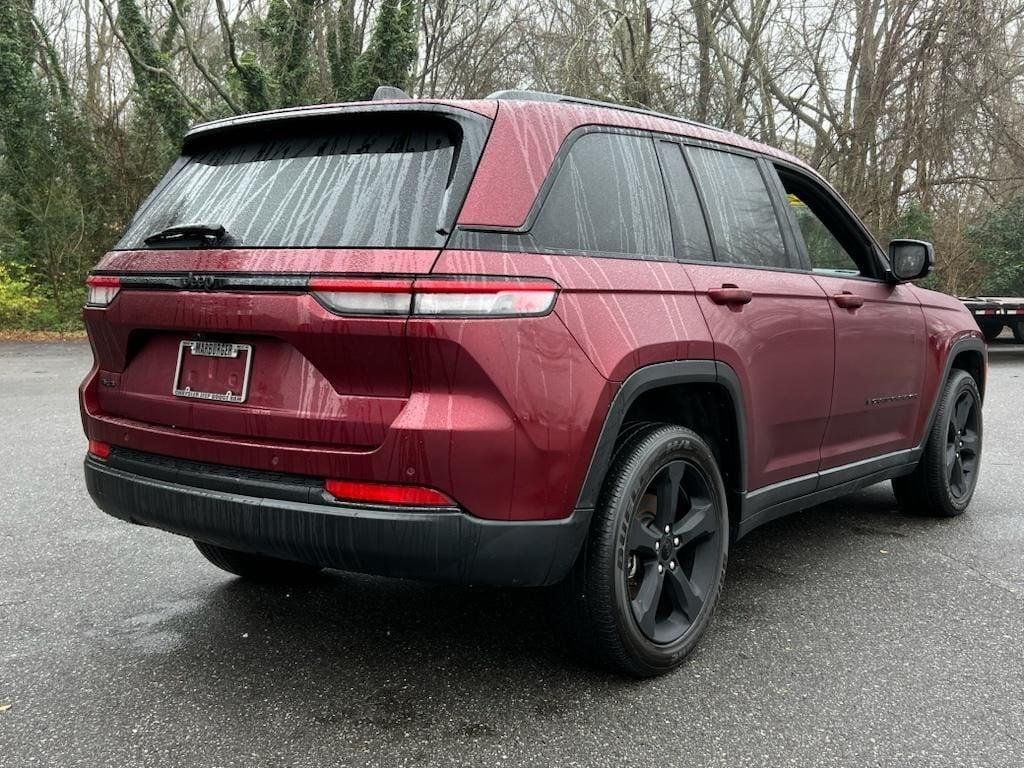 used 2023 Jeep Grand Cherokee car, priced at $29,999