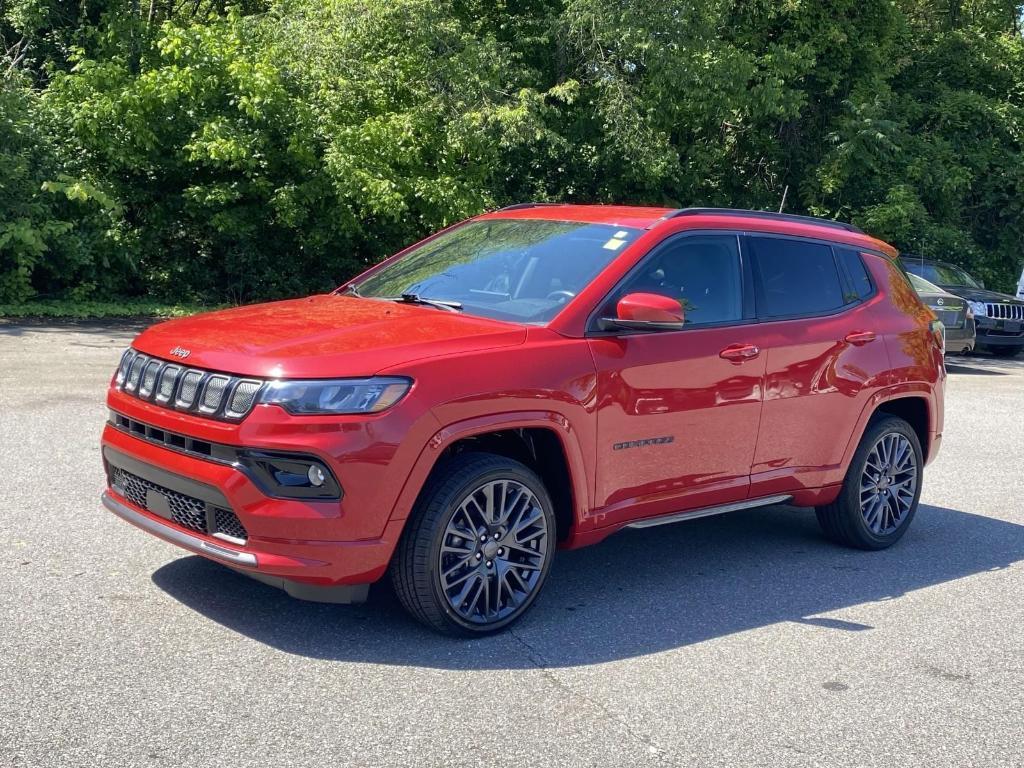 used 2022 Jeep Compass car, priced at $25,999