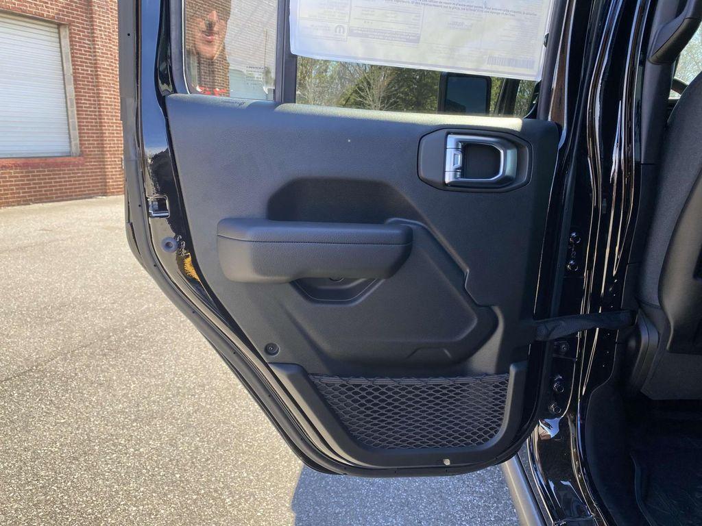 new 2024 Jeep Wrangler car, priced at $69,235