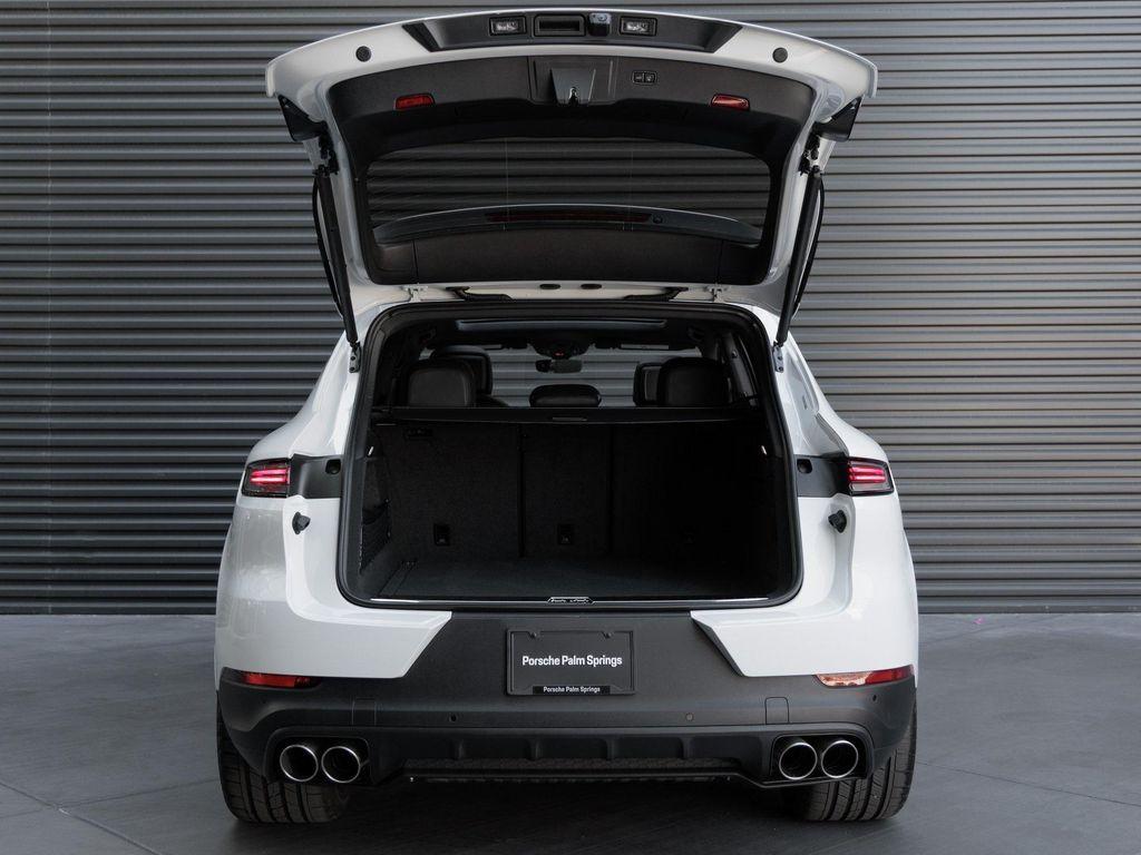 new 2025 Porsche Cayenne car, priced at $121,925
