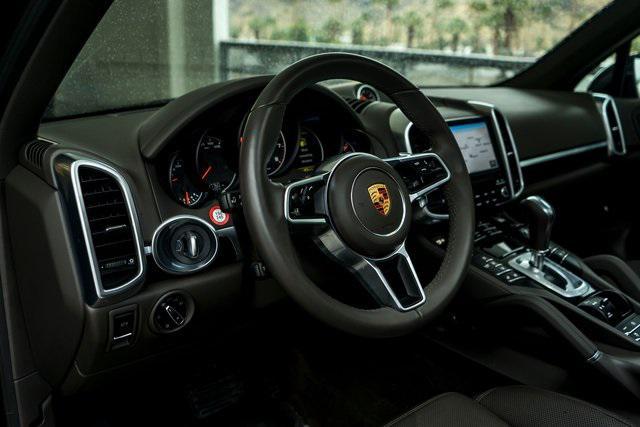 used 2017 Porsche Cayenne car