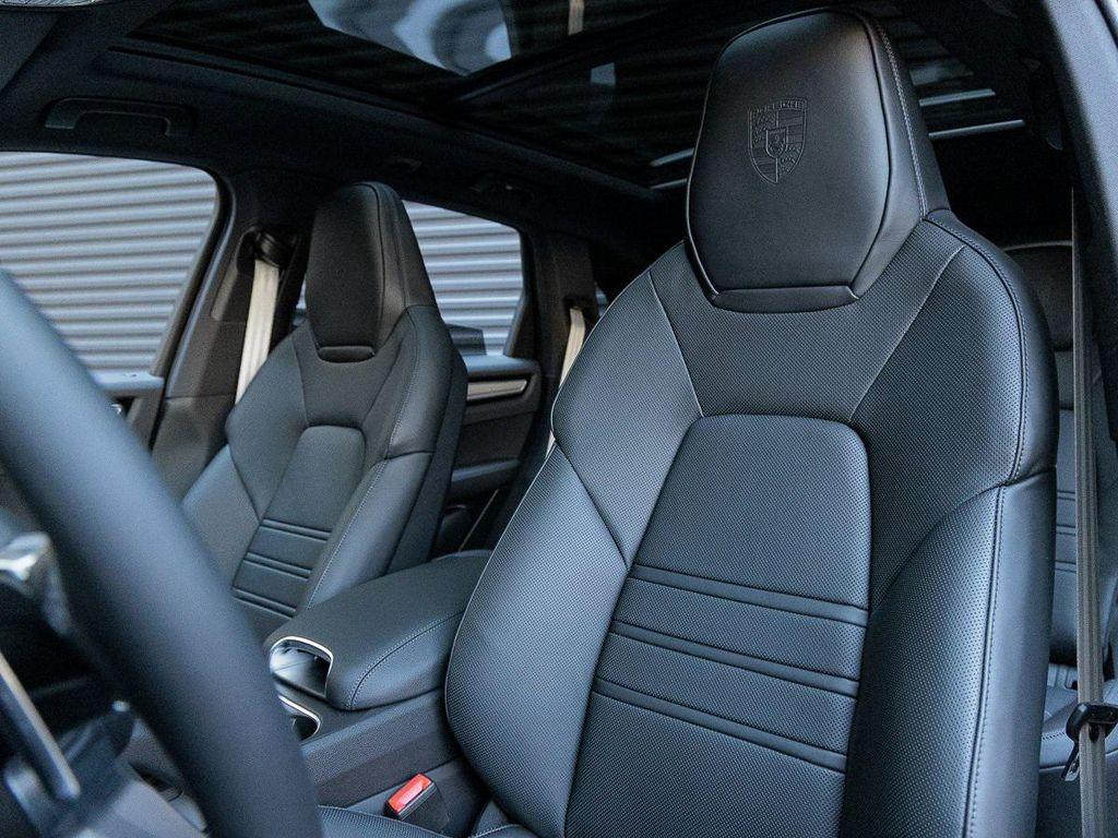 new 2023 Porsche Cayenne car, priced at $94,790