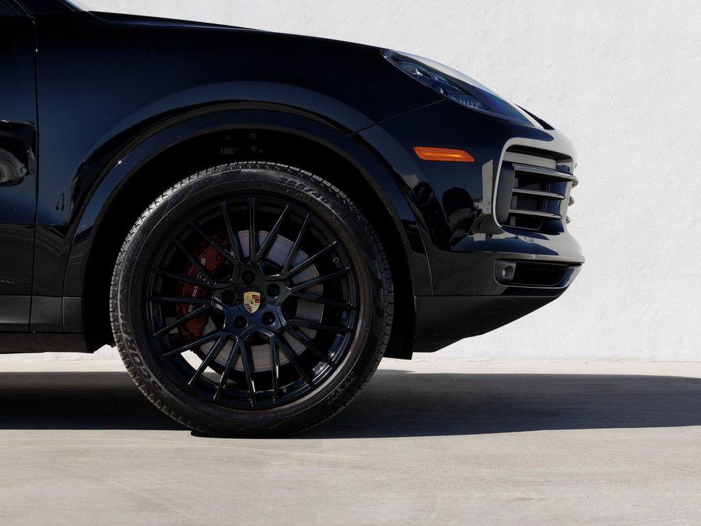 used 2022 Porsche Cayenne car, priced at $74,490