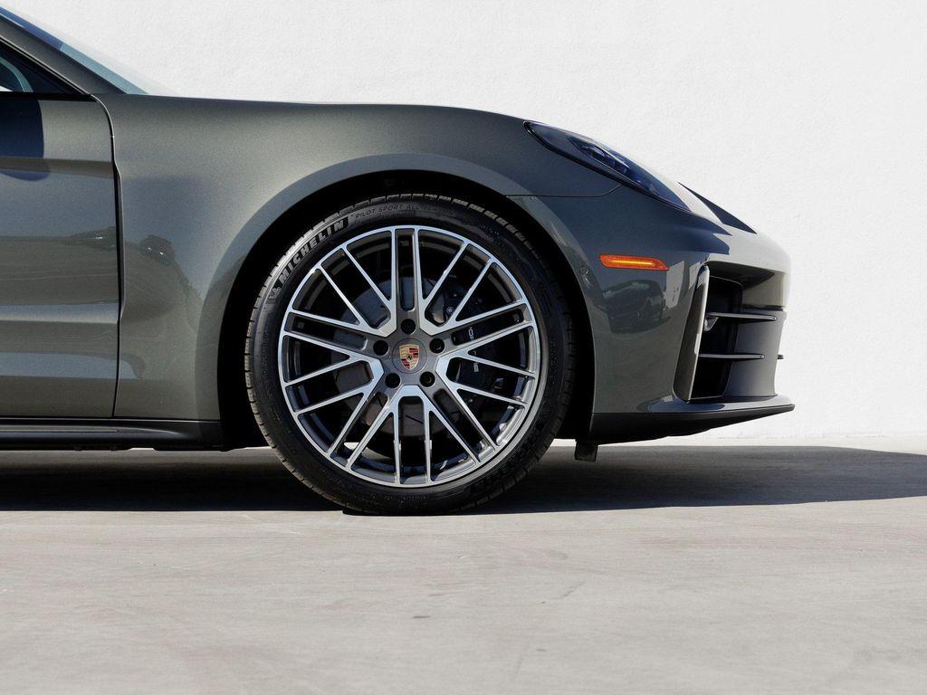 new 2026 Porsche Panamera car, priced at $145,600