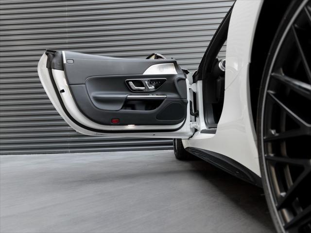 used 2022 Mercedes-Benz AMG SL 55 car, priced at $86,490
