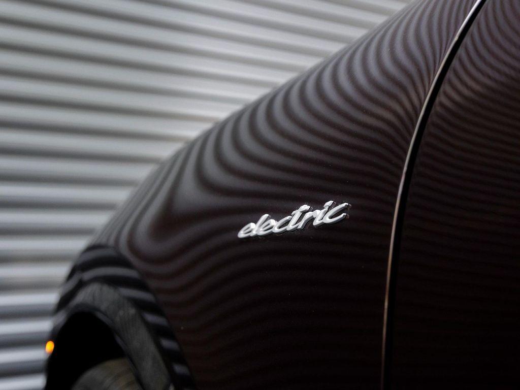 new 2024 Porsche Macan car, priced at $130,760