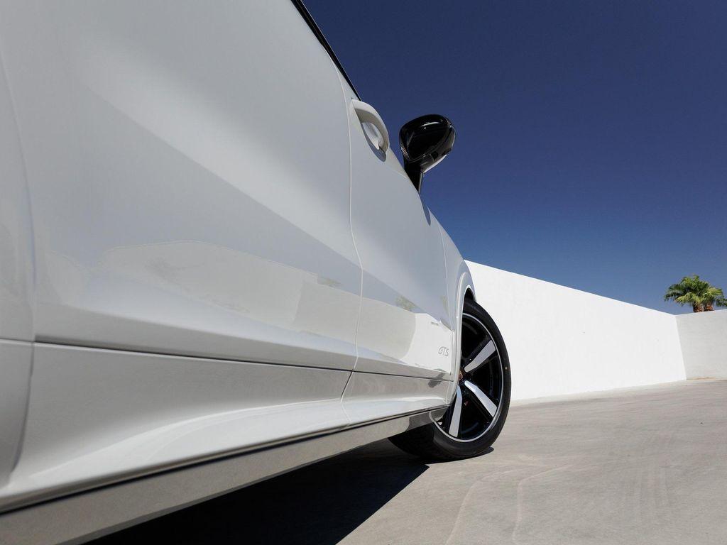 new 2025 Porsche Cayenne car, priced at $165,385