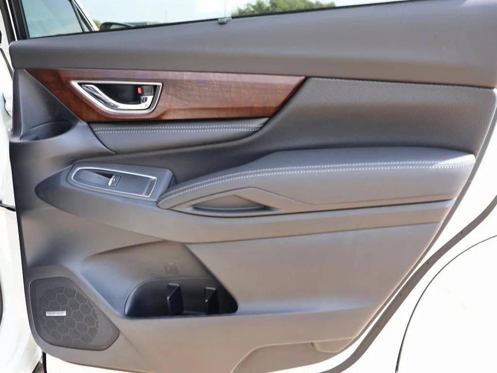 new 2025 Subaru Ascent car, priced at $49,071