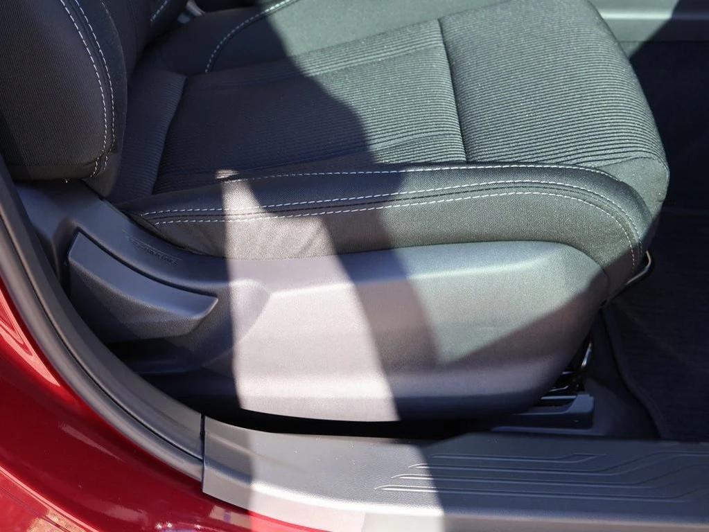 new 2025 Subaru Legacy car, priced at $29,152