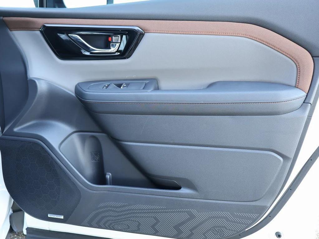 new 2026 Subaru Forester car, priced at $38,545