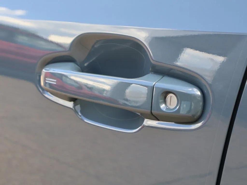 new 2025 Subaru Crosstrek car, priced at $28,650