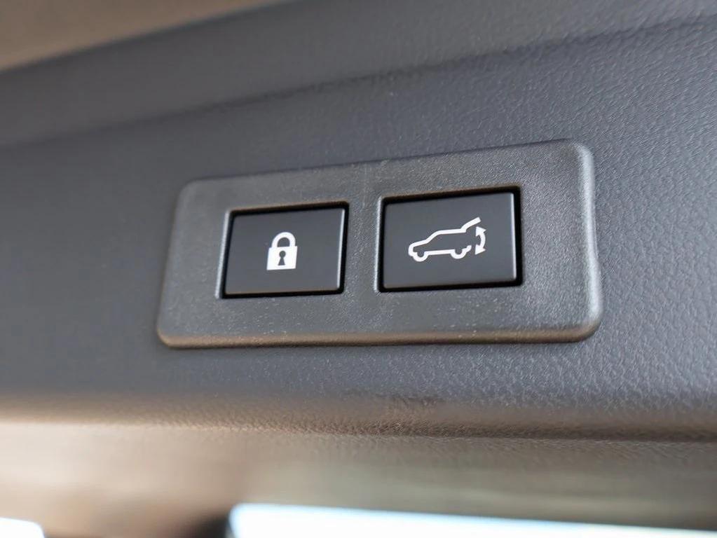 new 2025 Subaru Ascent car, priced at $42,219