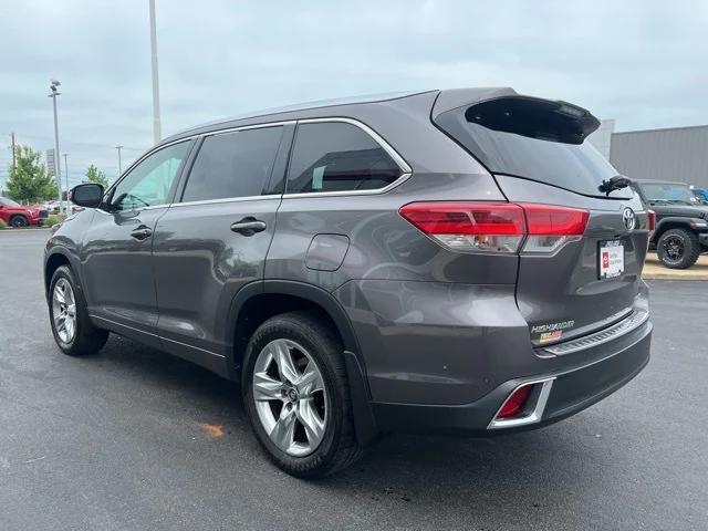 used 2019 Toyota Highlander car, priced at $23,750