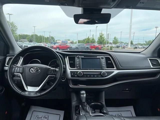 used 2019 Toyota Highlander car, priced at $23,750