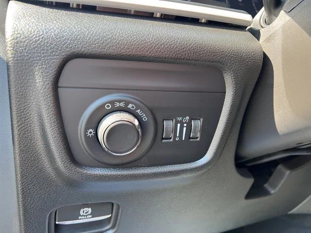 used 2024 Jeep Grand Cherokee car, priced at $36,500