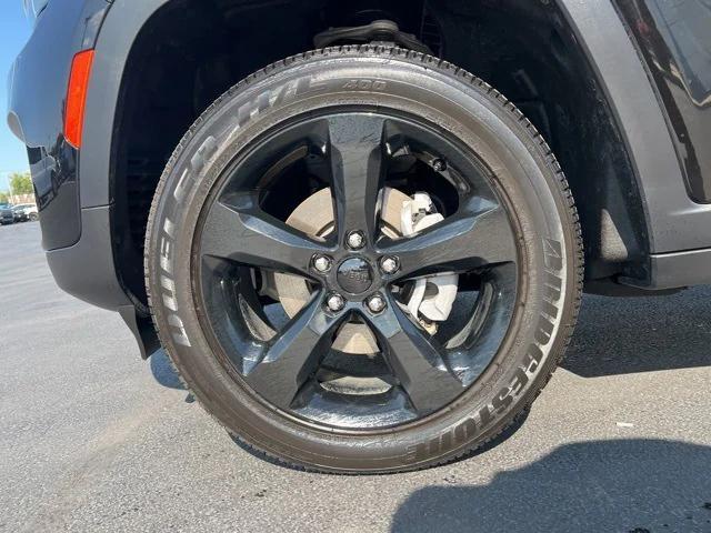 used 2024 Jeep Grand Cherokee car, priced at $36,500