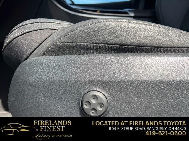used 2023 Mercedes-Benz GLC 300 car, priced at $36,500