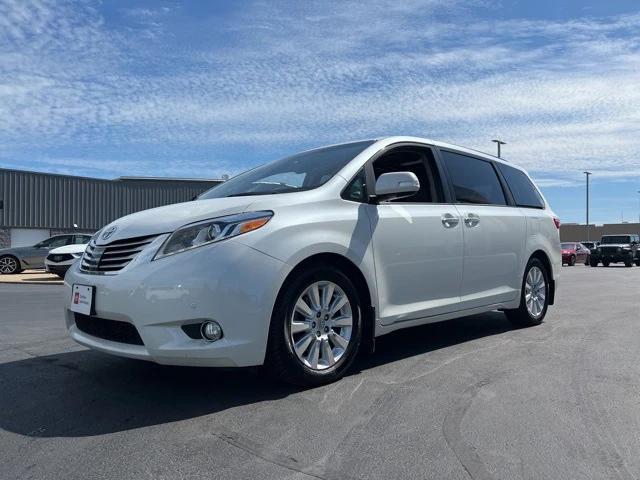 used 2016 Toyota Sienna car, priced at $27,250
