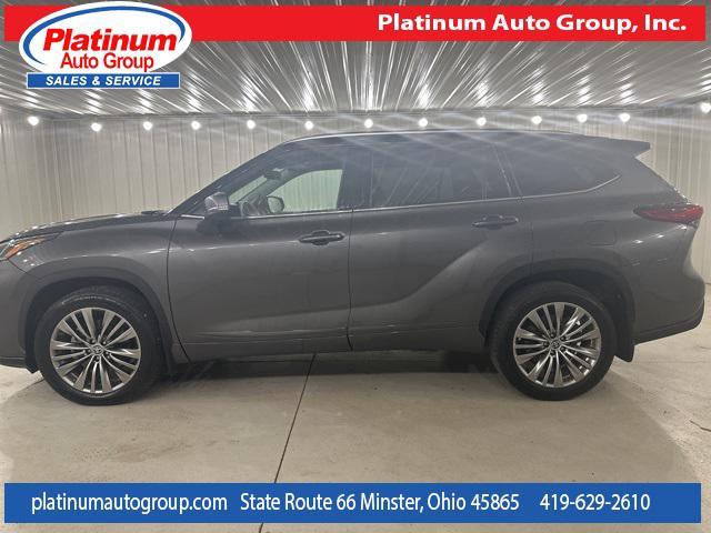 used 2021 Toyota Highlander car, priced at $31,698