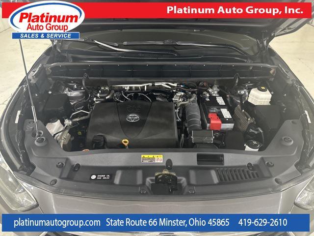used 2021 Toyota Highlander car, priced at $31,698