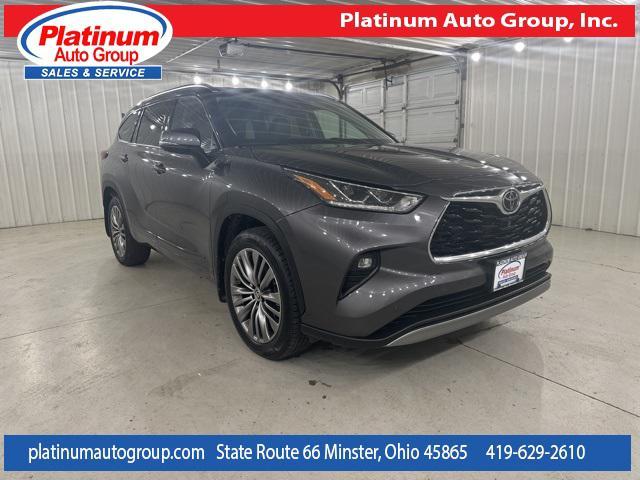 used 2021 Toyota Highlander car, priced at $31,698