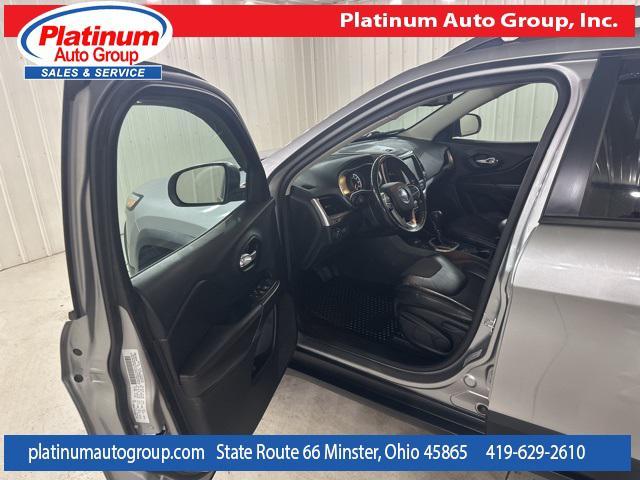 used 2015 Jeep Cherokee car, priced at $13,500