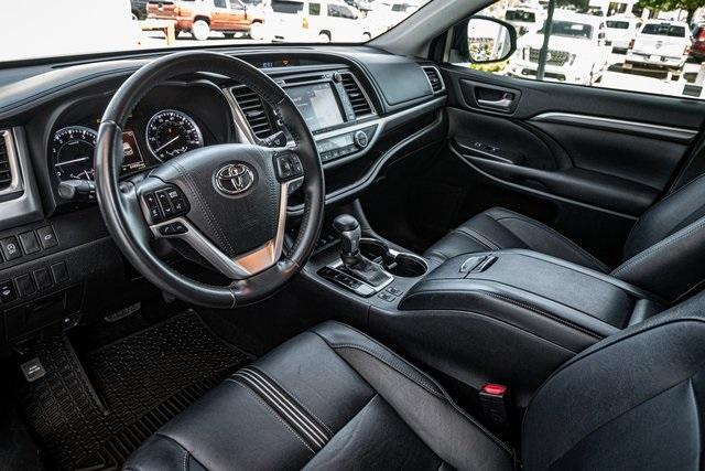 used 2018 Toyota Highlander car, priced at $27,957