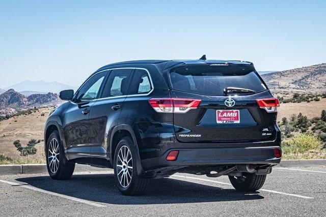 used 2018 Toyota Highlander car, priced at $27,957