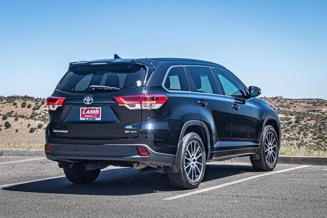 used 2018 Toyota Highlander car, priced at $27,957