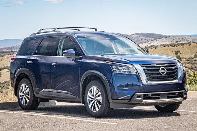 new 2024 Nissan Pathfinder car, priced at $43,701