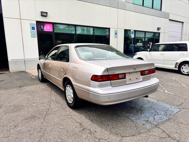 used 1998 Toyota Camry car, priced at $4,499