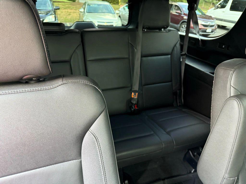 used 2021 Chevrolet Suburban car, priced at $31,999