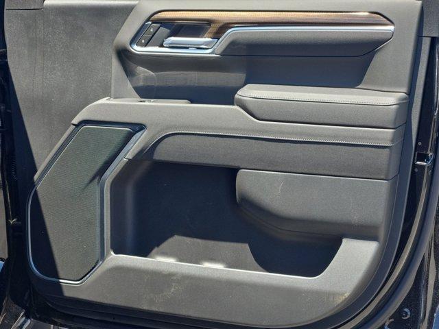 new 2025 Chevrolet Silverado 1500 car, priced at $52,679