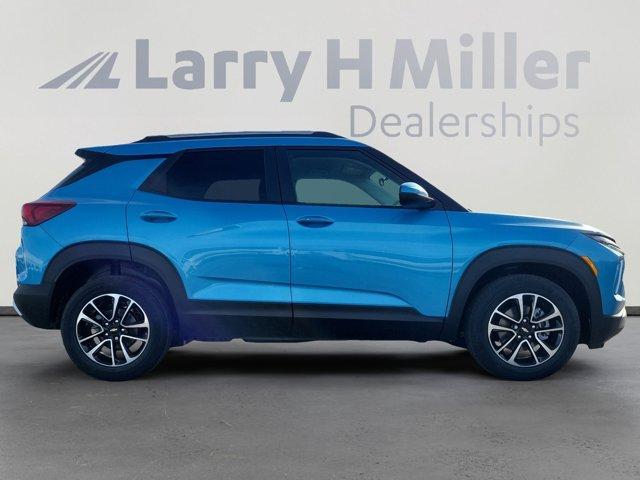 new 2025 Chevrolet TrailBlazer car, priced at $28,509