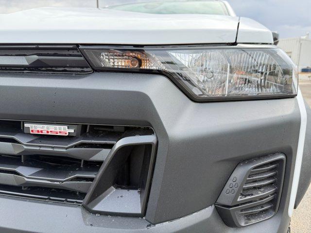 new 2026 Chevrolet Colorado car, priced at $43,233