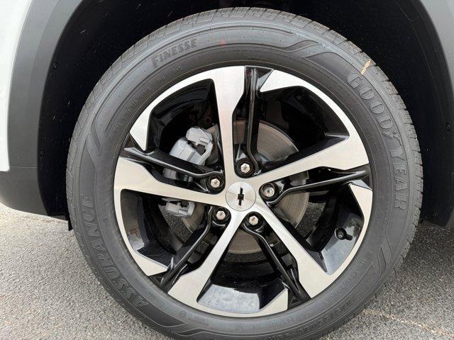 new 2025 Chevrolet Trax car, priced at $25,028