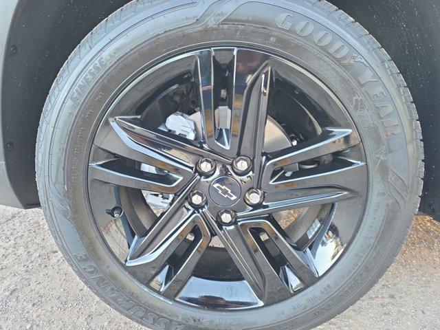 new 2025 Chevrolet Trax car, priced at $26,049