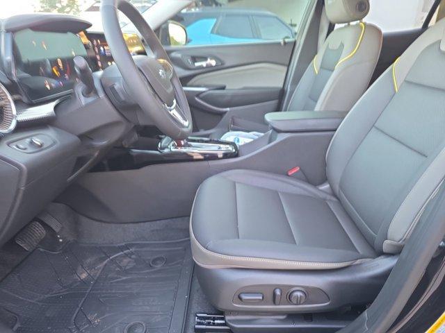 new 2025 Chevrolet Trax car, priced at $26,049