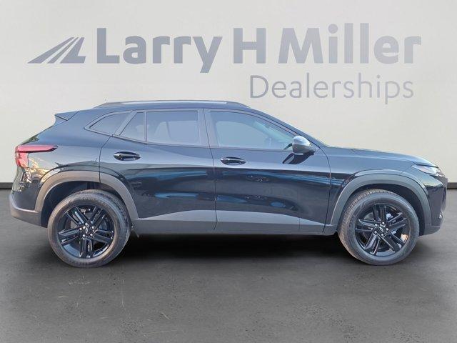 new 2025 Chevrolet Trax car, priced at $26,049