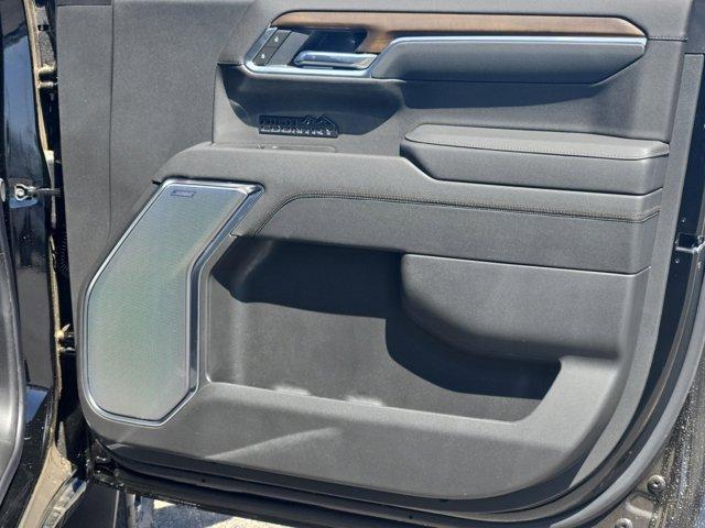 new 2025 Chevrolet Silverado 1500 car, priced at $71,064