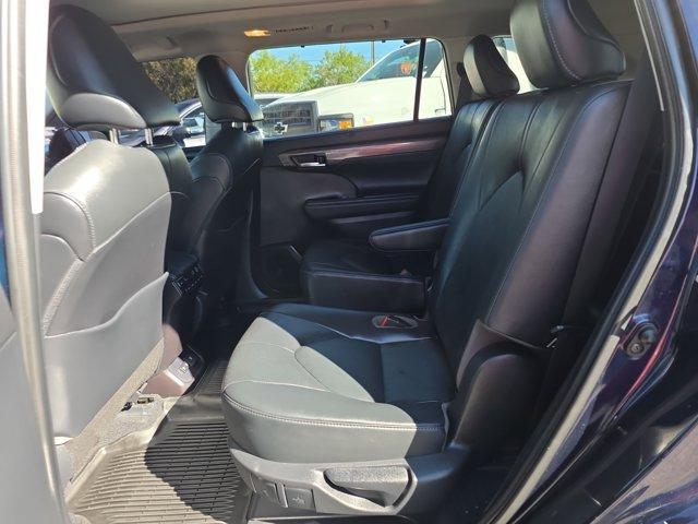 used 2020 Toyota Highlander car, priced at $35,500