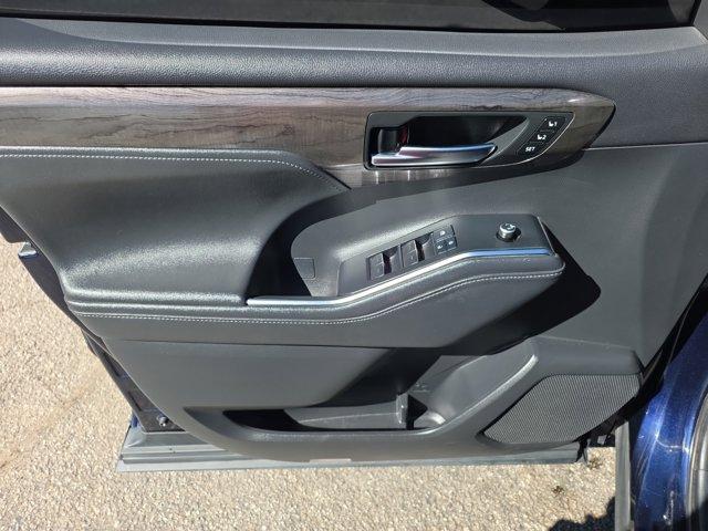 used 2020 Toyota Highlander car, priced at $35,500